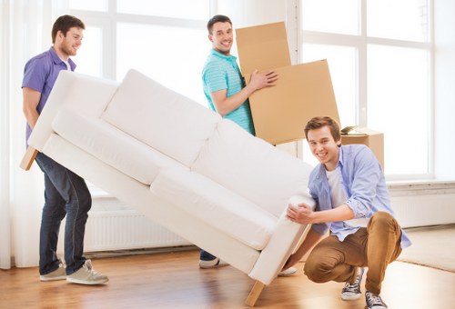 Fragile item packing and box selection for Ealing removals