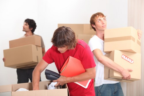 Commercial and residential moving service coverage in Ealing