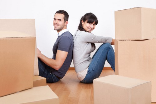 Local Ealing storage service for moving and renovation needs